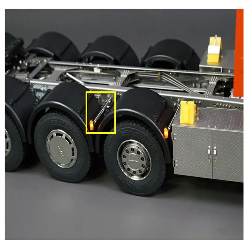2pcs LED Position Lights Side Light Trailer Warning Lamp for 1/14 Tamiya RC Truck Tipper SCANIA 770S 56368 VOLVO ACTROS BENZ Car
2pcs LED Position Lights Side Light Trailer Warning Lamp for 1/14 Tamiya RC Truck Tipper SCANIA 770S 56368 VOLVO ACTROS BENZ Car