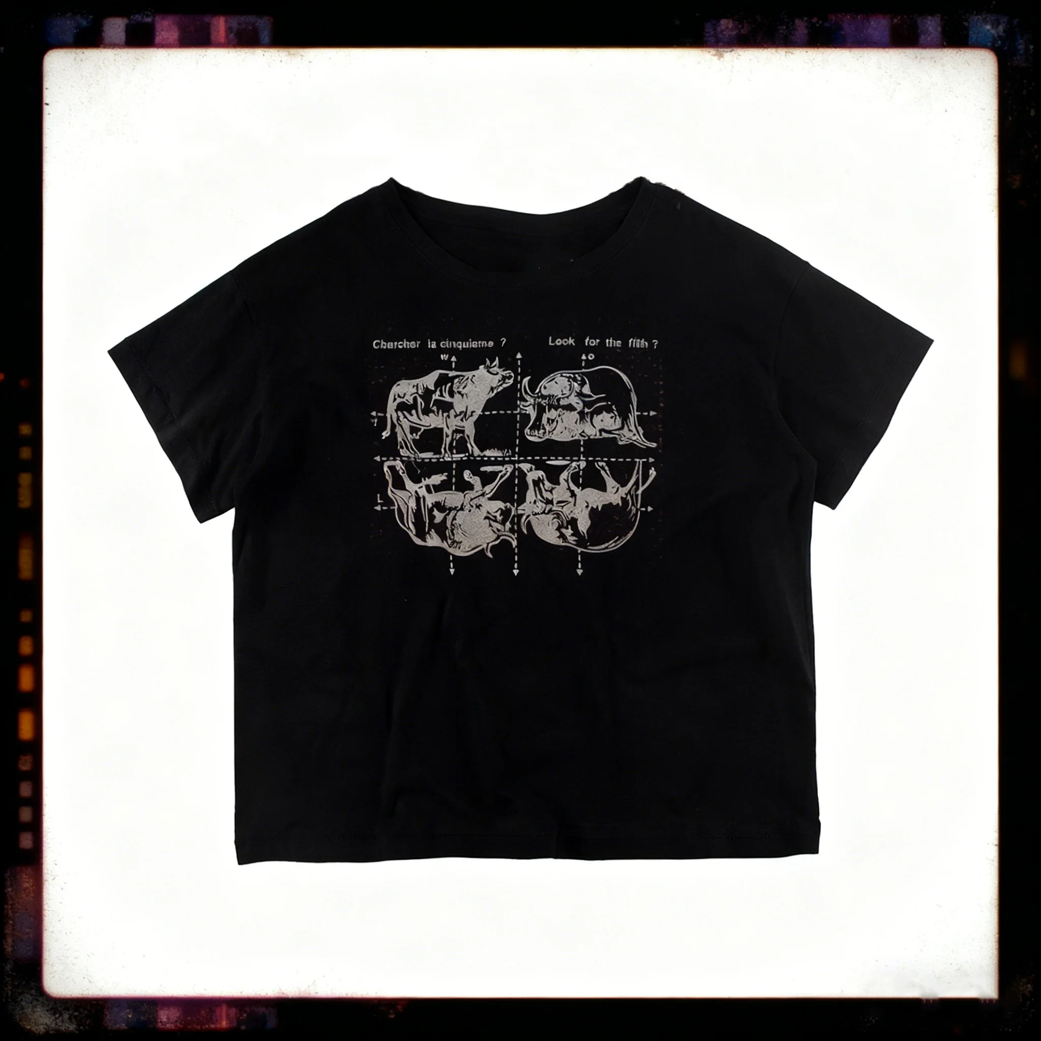 Свободная и универсальная футболка с короткими рукавами с принтом для мужчин и женщин, элитный стиль
Свободная и универсальная футболка с короткими рукавами с принтом для мужчин и женщин, элитный стиль