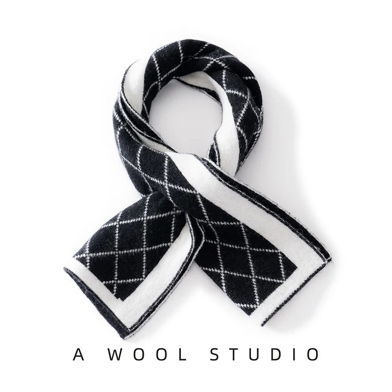 Женский двухцветный перфорированный шарф из 100% чистой шерсти, вязаный зимний теплый мягкий стильный универсальный дышащий аксессуар для холодной погоды
Женский двухцветный перфорированный шарф из 100% чистой шерсти, вязаный зимний теплый мягкий стильный универсальный дышащий аксессуар для холодной погоды