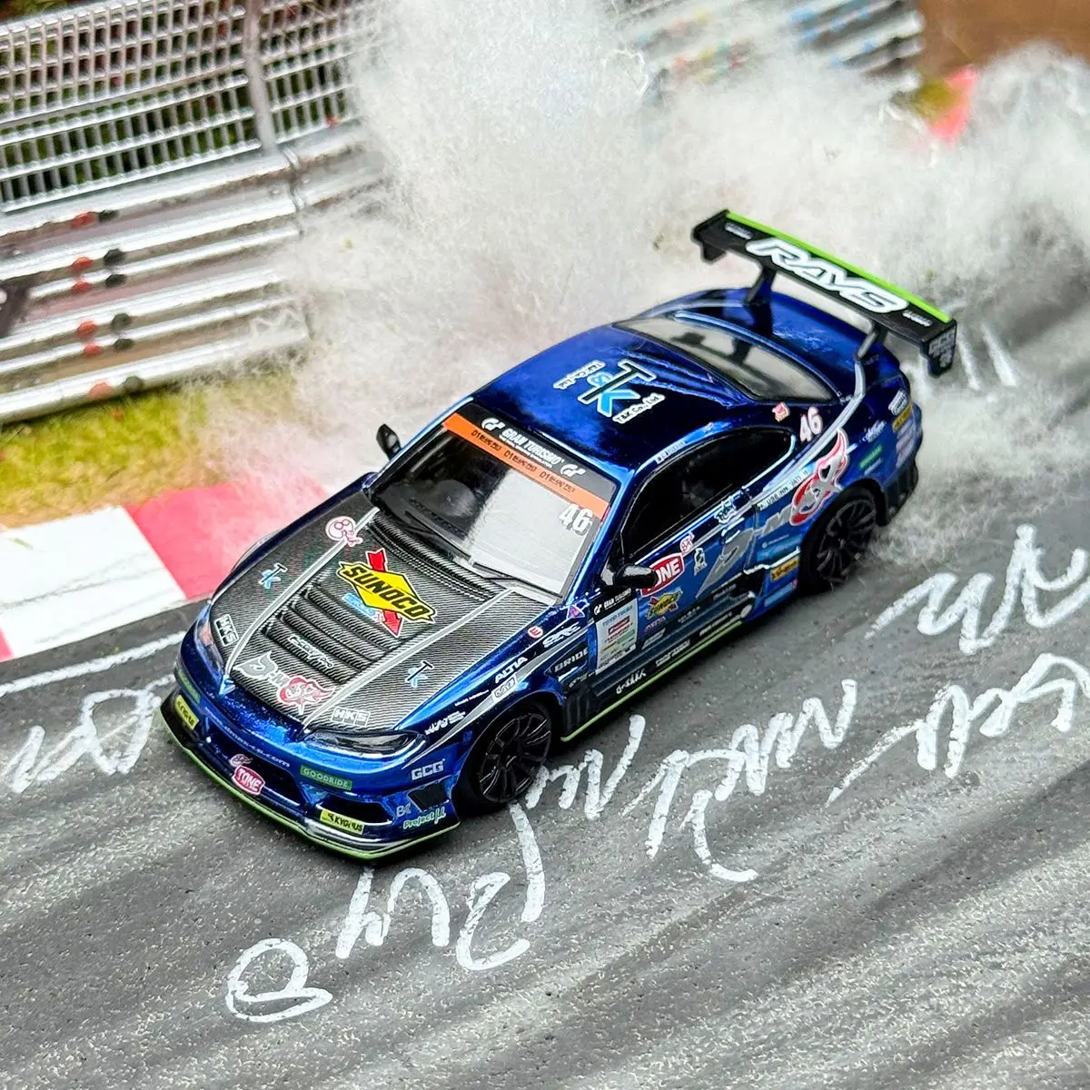 МИНИГТ 1:64 # 857 Nissan Silvia S15 46 Модель автомобиля из сплава D-MAX
МИНИГТ 1:64 # 857 Nissan Silvia S15 46 Модель автомобиля из сплава D-MAX