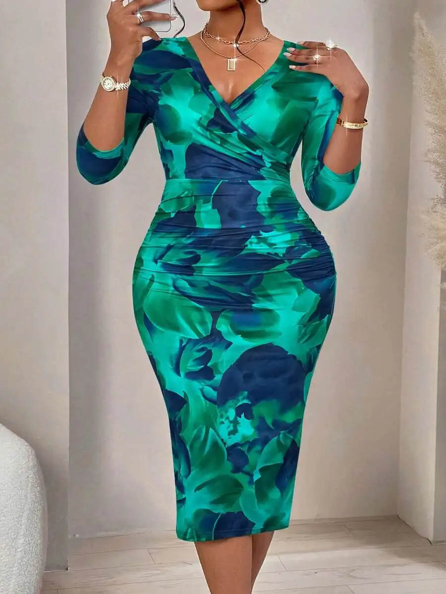Emerald Green Floral Print Wrap V-Neck Ruched Bodycon Midi Dress
Emerald Green Floral Print Wrap V-Neck Ruched Bodycon Midi Dress