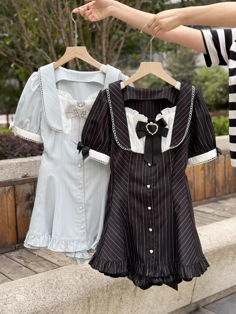 Summer New Lolita Suit Sweet Cute Japanese Bow Striped Single-breasted Slim-fitting Short-sleeved Top and Shorts Two Piece Set
Summer New Lolita Suit Sweet Cute Japanese Bow Striped Single-breasted Slim-fitting Short-sleeved Top and Shorts Two Piece Set
