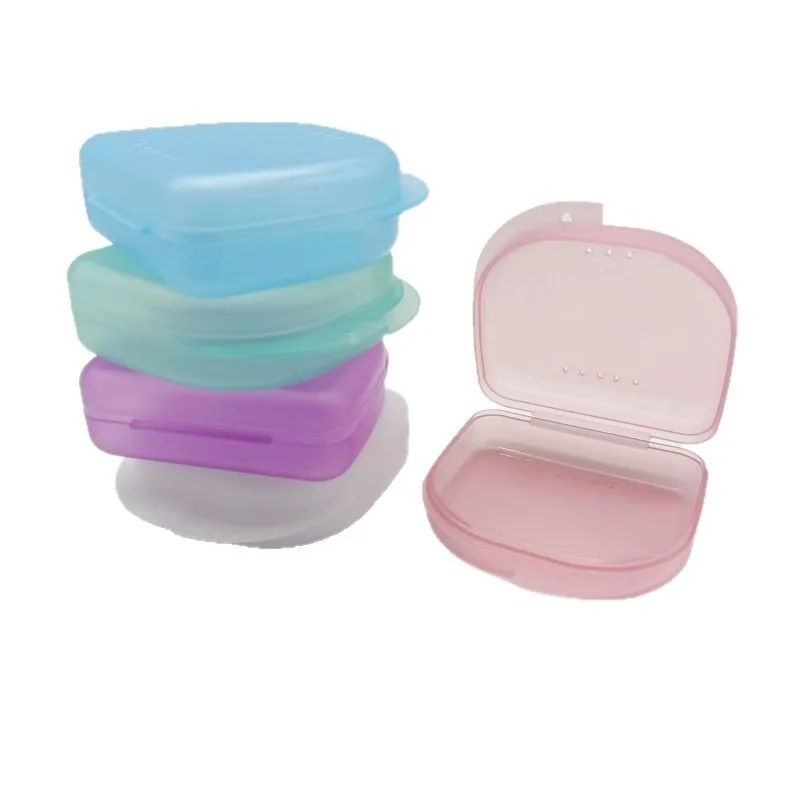 50 шт. матовых контейнеров для зубных протезов, ортодонтических ретейнеров, пластиковые коробки для хранения зубов, защитные футляры для искусственных зубов
50 шт. матовых контейнеров для зубных протезов, ортодонтических ретейнеров, пластиковые коробки для хранения зубов, защитные футляры для искусственных зубов