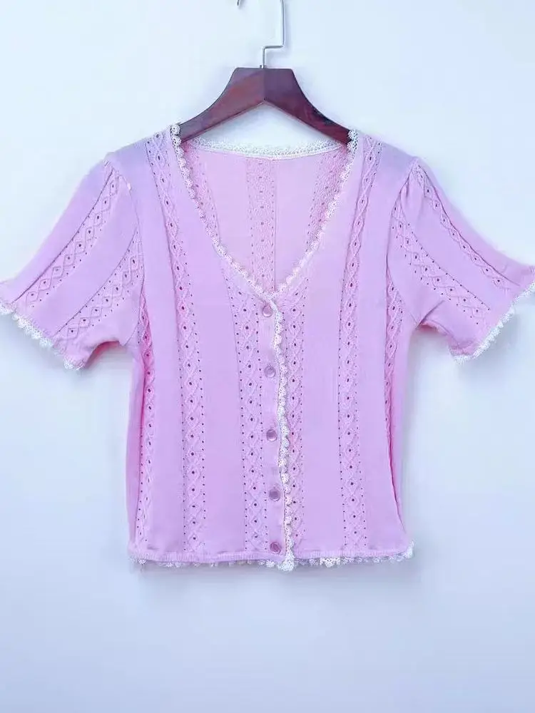 Patched Lace V-Neck Knitted Hollow Out Short Sweaters Cardigans Lady Knit Soft Thin Summer Cardigan Outwear for Female
Patched Lace V-Neck Knitted Hollow Out Short Sweaters Cardigans Lady Knit Soft Thin Summer Cardigan Outwear for Female