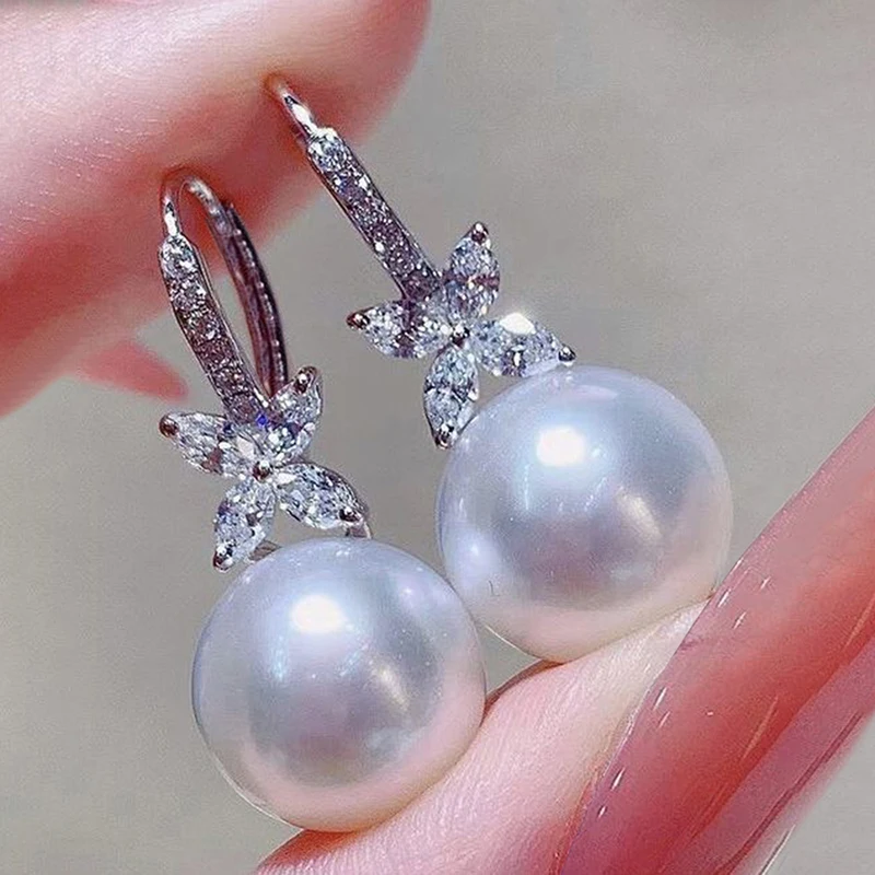 Huitan Gorgeous Drop Earrings for Wedding Women Simulated Pearl Pendant Accessories with Bright Zirconia Luxury Graceful Jewelry
Huitan Gorgeous Drop Earrings for Wedding Women Simulated Pearl Pendant Accessories with Bright Zirconia Luxury Graceful Jewelry