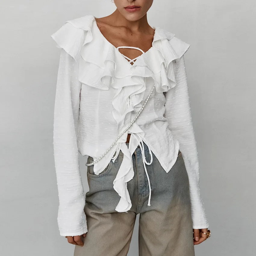 Новая модная женская рубашка в европейско-американском стиле: белая, из крепа, повседневная, с оборками, сексуальная, элегантная, на шнуровке, с длинным рукавом.
Новая модная женская рубашка в европейско-американском стиле: белая, из крепа, повседневная, с оборками, сексуальная, элегантная, на шнуровке, с длинным рукавом.
