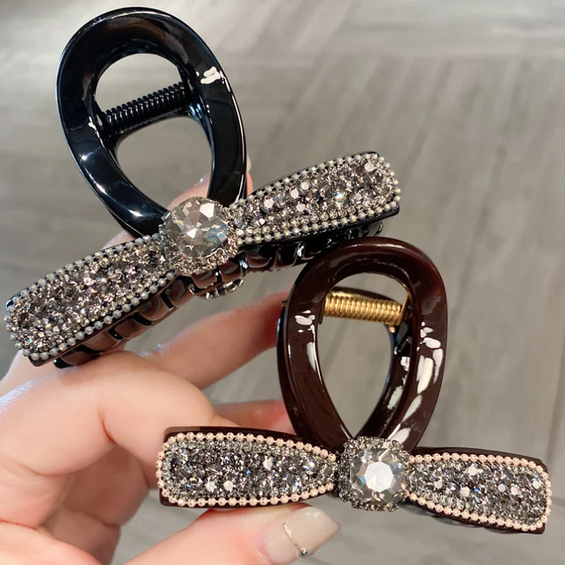 Korean Exquisite Handmade Rhinestone Hair Clip Headband Medium Size Shark Clip Sweet Hairpin Women Hair Claws Accessories
Korean Exquisite Handmade Rhinestone Hair Clip Headband Medium Size Shark Clip Sweet Hairpin Women Hair Claws Accessories