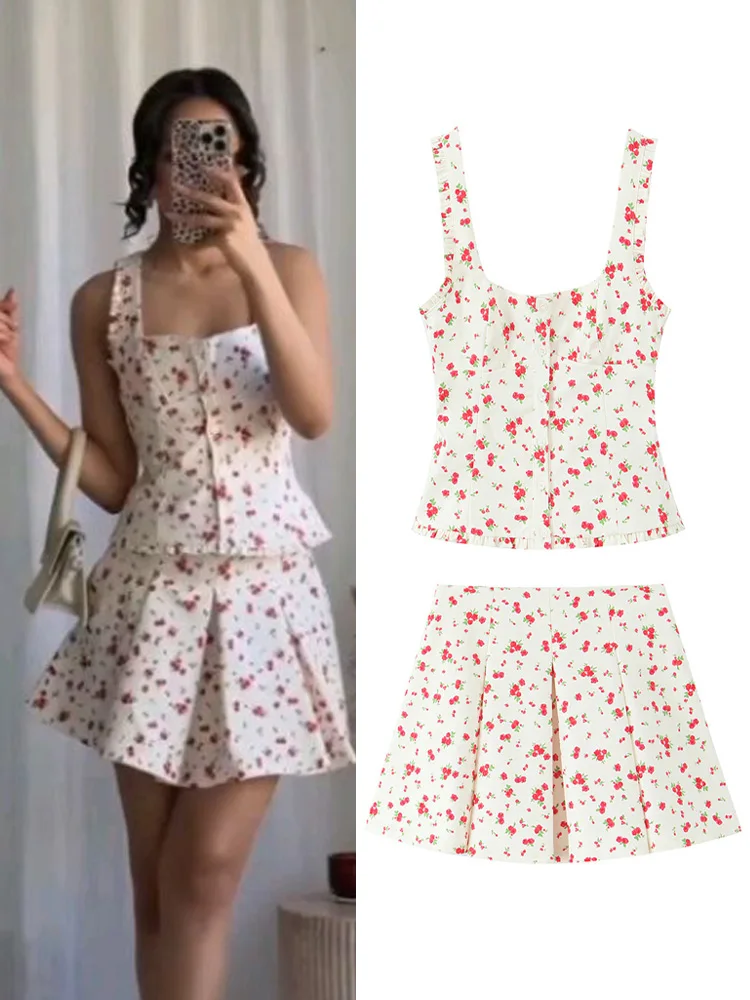 TRAFZA Women Fashion Single-breasted Sleeveless Flower Printing Decorate Elastic Top+Zipper Pleated Mini Skirt 2 Piece Set
TRAFZA Women Fashion Single-breasted Sleeveless Flower Printing Decorate Elastic Top+Zipper Pleated Mini Skirt 2 Piece Set