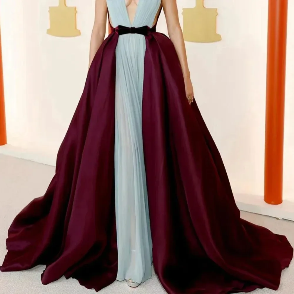 Burgundian red satin brewed rock, detachable traction, mobile long skirt, worn for formal bridal parties, individually designed
Burgundian red satin brewed rock, detachable traction, mobile long skirt, worn for formal bridal parties, individually designed