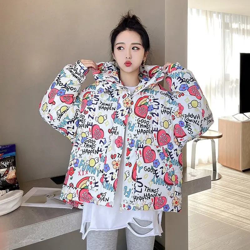 2025 New Fashionable Temperament Winter Cotton-padded Jacket Printed Short Cotton Jacket Women's Clothing Loose Thick Cute Coat
2025 New Fashionable Temperament Winter Cotton-padded Jacket Printed Short Cotton Jacket Women's Clothing Loose Thick Cute Coat