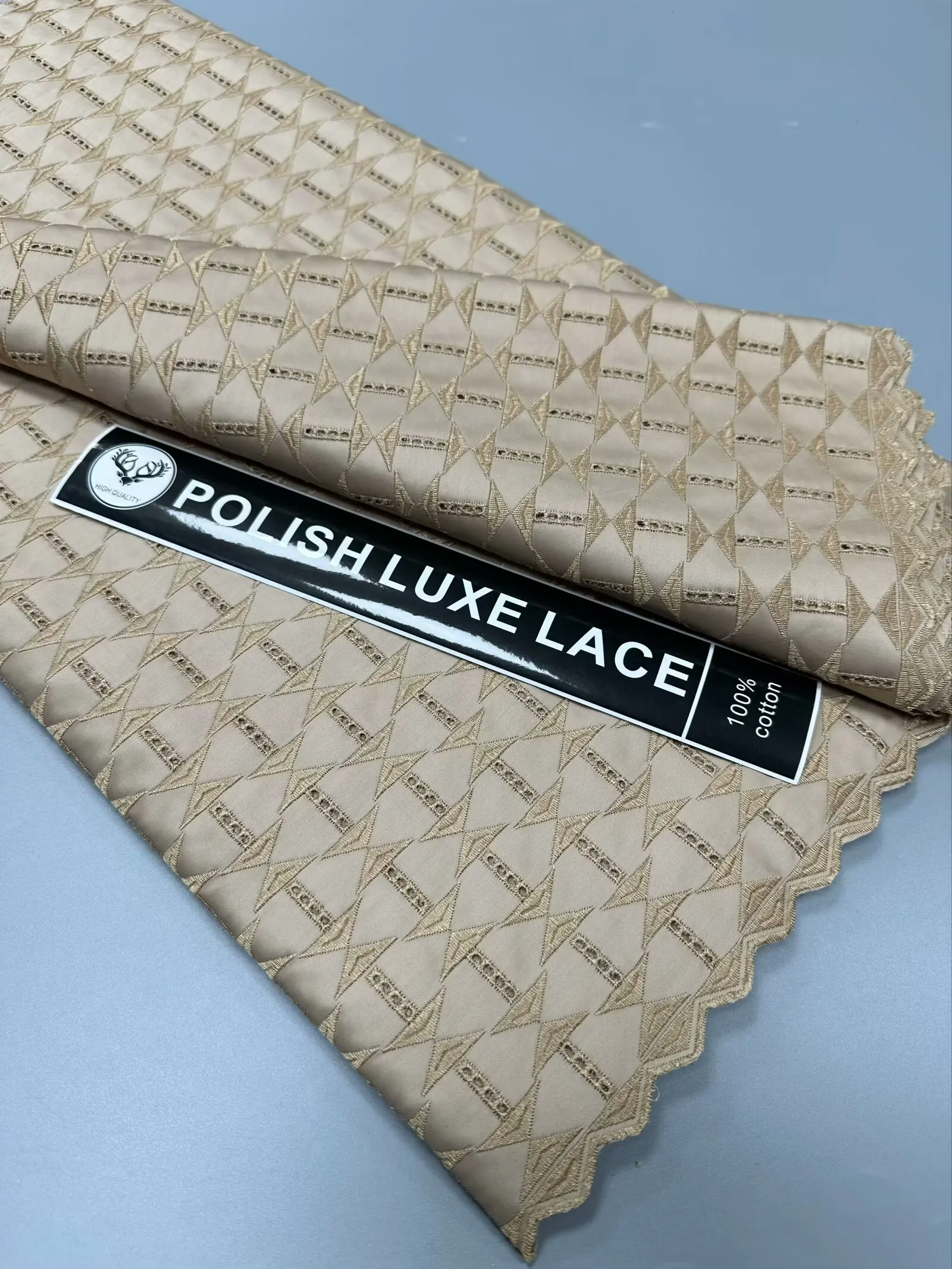 Luxury African Man Polish Cotton Lace Fabric Swiss 2025 Nigerian Lace Fabric High Quality Embroidery For DIY Clothing Sewing
Luxury African Man Polish Cotton Lace Fabric Swiss 2025 Nigerian Lace Fabric High Quality Embroidery For DIY Clothing Sewing