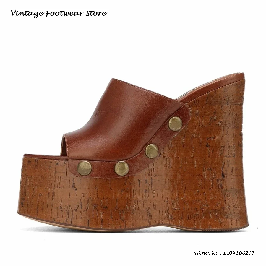 Studded Wedges Platform Leather Clogs Vintage Round Open Toe Height Increasing Shoes Women's Summer Pull On Casual Slippers
Studded Wedges Platform Leather Clogs Vintage Round Open Toe Height Increasing Shoes Women's Summer Pull On Casual Slippers