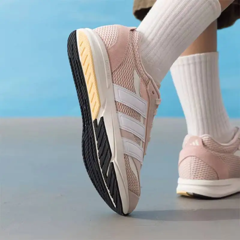 Popular Adidas Light Pink Suede Mesh Retro Running Shoes White Three Stripe Soft Walking Trainers Women Men JQ7233
Popular Adidas Light Pink Suede Mesh Retro Running Shoes White Three Stripe Soft Walking Trainers Women Men JQ7233
