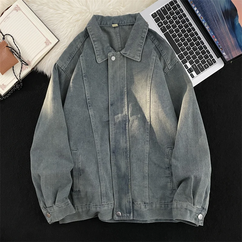 Японская джинсовая куртка на молнии для мужчин, осенне-зимняя, в уличном стиле, свободного кроя, повседневная верхняя одежда с длинными рукавами и отложным воротником
Японская джинсовая куртка на молнии для мужчин, осенне-зимняя, в уличном стиле, свободного кроя, повседневная верхняя одежда с длинными рукавами и отложным воротником