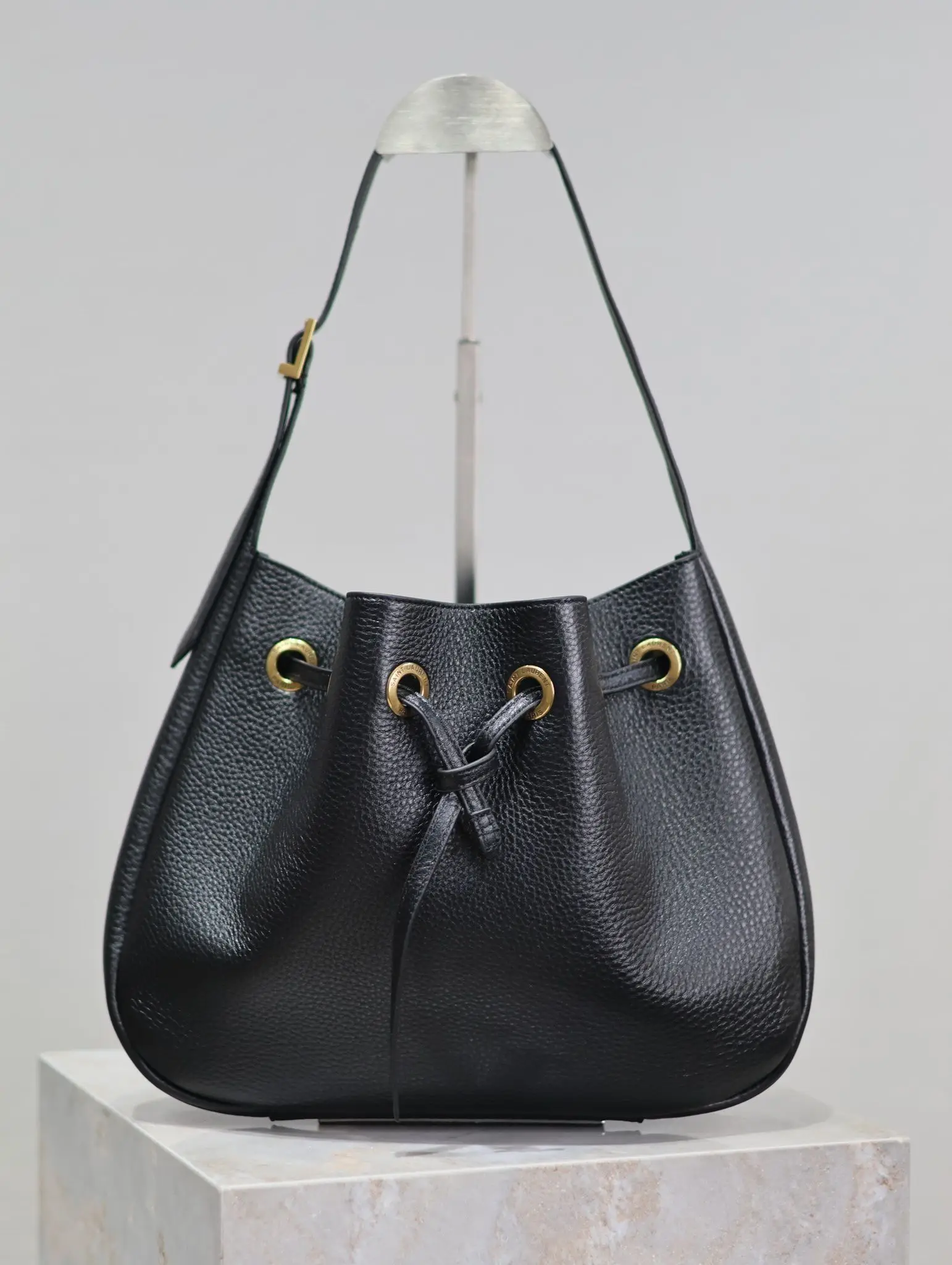 Designer Brand Bags Women Leather Handbags New Luxury Ladies Hand Bags Purse Fashion Shoulder Bags
Designer Brand Bags Women Leather Handbags New Luxury Ladies Hand Bags Purse Fashion Shoulder Bags
