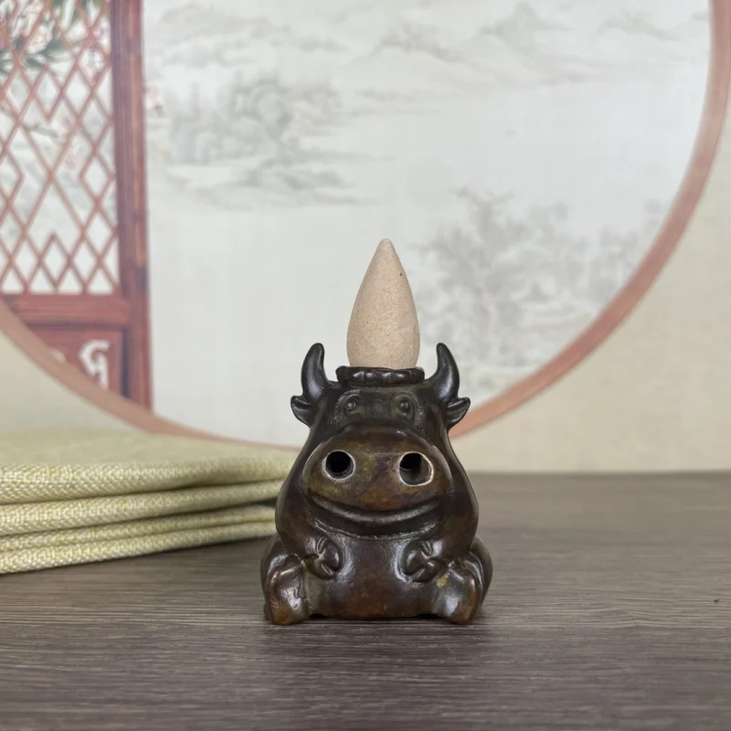 Distressed Antique Copper Old-Wrapped Pulp Arrogant Backflow Incense Small Ornaments Retro Crafts Miscellaneous Collection Home
Distressed Antique Copper Old-Wrapped Pulp Arrogant Backflow Incense Small Ornaments Retro Crafts Miscellaneous Collection Home
