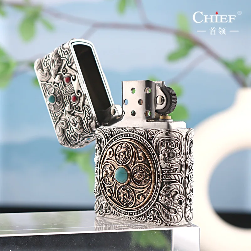 Зажигалка CHIEF Six-Sided 3D Carving Kerosenes, с вращающимся корпусом, дизайнерская, для сигарет и антистресс-игрушка
Зажигалка CHIEF Six-Sided 3D Carving Kerosenes, с вращающимся корпусом, дизайнерская, для сигарет и антистресс-игрушка