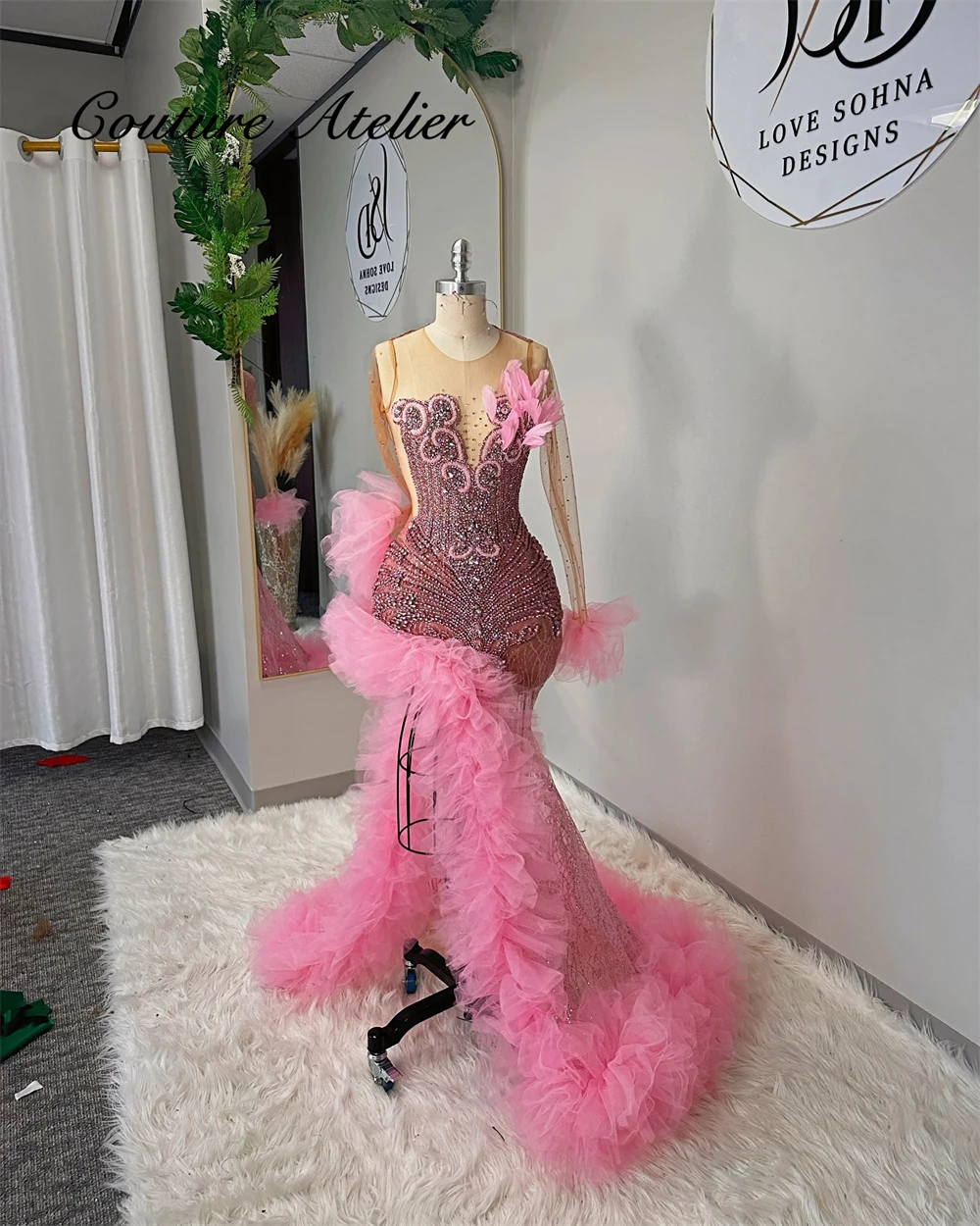 Pretty Pink Tulle Ruched Split Prom Dresses Long Sleeves Feathers Rhinestones 2024 Birthday Luxury Dress Black Girls Customized
Pretty Pink Tulle Ruched Split Prom Dresses Long Sleeves Feathers Rhinestones 2024 Birthday Luxury Dress Black Girls Customized