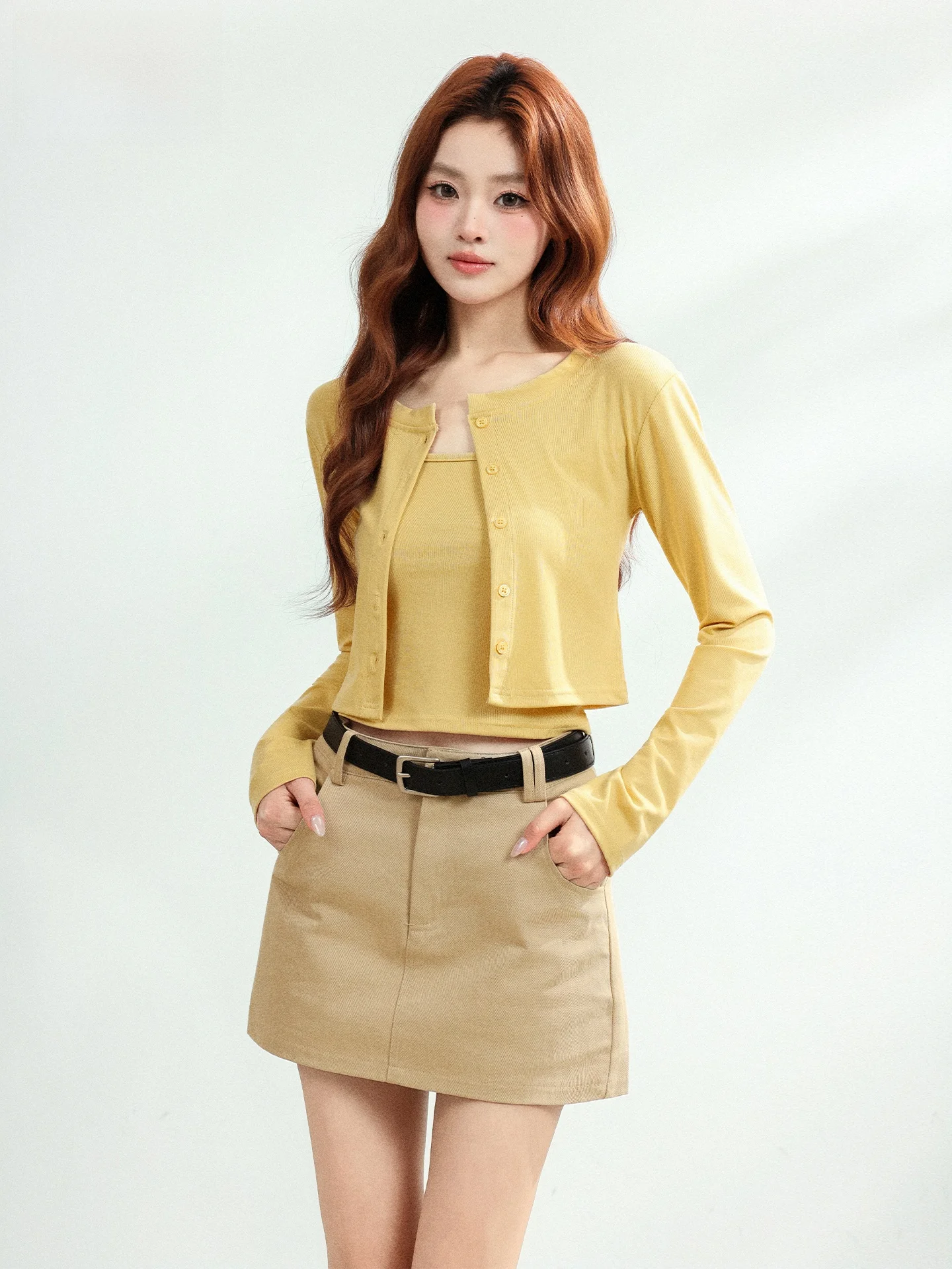 Women's Knitted Cardigan And Strap Two-Piece Set Slimming Belted Bright Style Summer Fashion Casual Wear High Waist Pure Color
Women's Knitted Cardigan And Strap Two-Piece Set Slimming Belted Bright Style Summer Fashion Casual Wear High Waist Pure Color