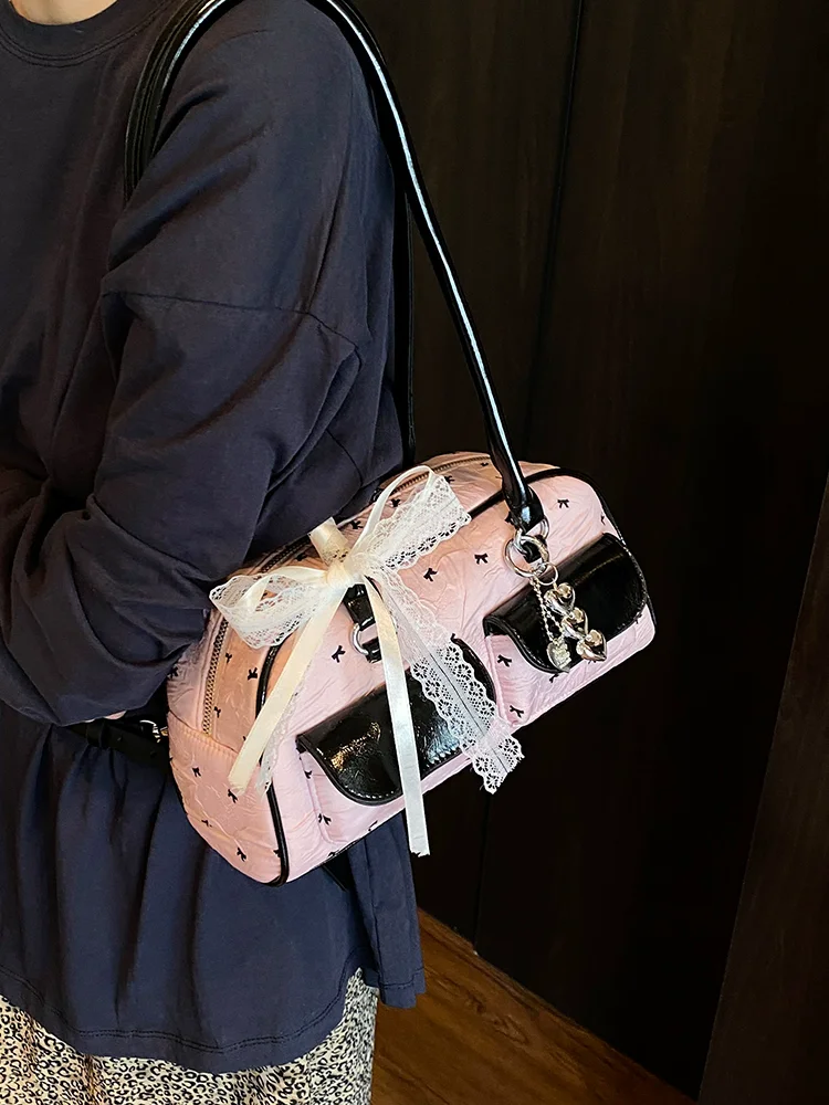 Versatile Bow Bowling Bags For Women Fashion Armpit Shoulder Bag With Multi pockets Ladies Handbags and Purse Commuting Totes
Versatile Bow Bowling Bags For Women Fashion Armpit Shoulder Bag With Multi pockets Ladies Handbags and Purse Commuting Totes