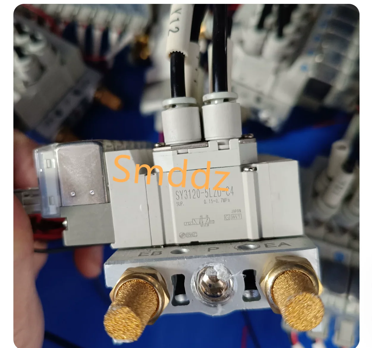1 шт., SY5120-5LZD-C4 /SY5120-5LZ-C4/SY5120-5MZE-C4 /SY5120-5G-C4/ SY5120-5LZD-C6 /SY5120-5LZ-C6 /SY5120-5LOZ-C6
1 шт., SY5120-5LZD-C4 /SY5120-5LZ-C4/SY5120-5MZE-C4 /SY5120-5G-C4/ SY5120-5LZD-C6 /SY5120-5LZ-C6 /SY5120-5LOZ-C6