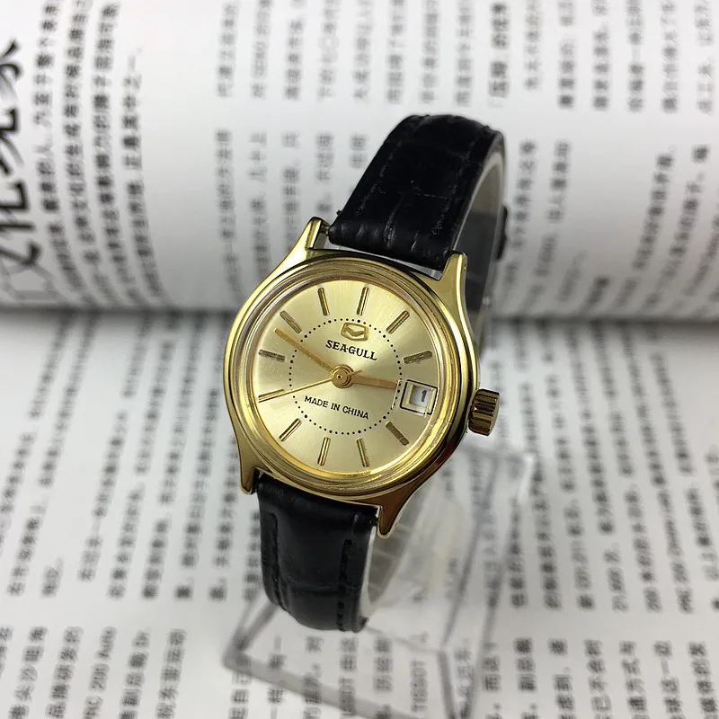 Tianjin Seagull Brand Yellow Case Yellow Dial Single Calendar Manual Mechanical Women’s Watch 26mm
Tianjin Seagull Brand Yellow Case Yellow Dial Single Calendar Manual Mechanical Women’s Watch 26mm