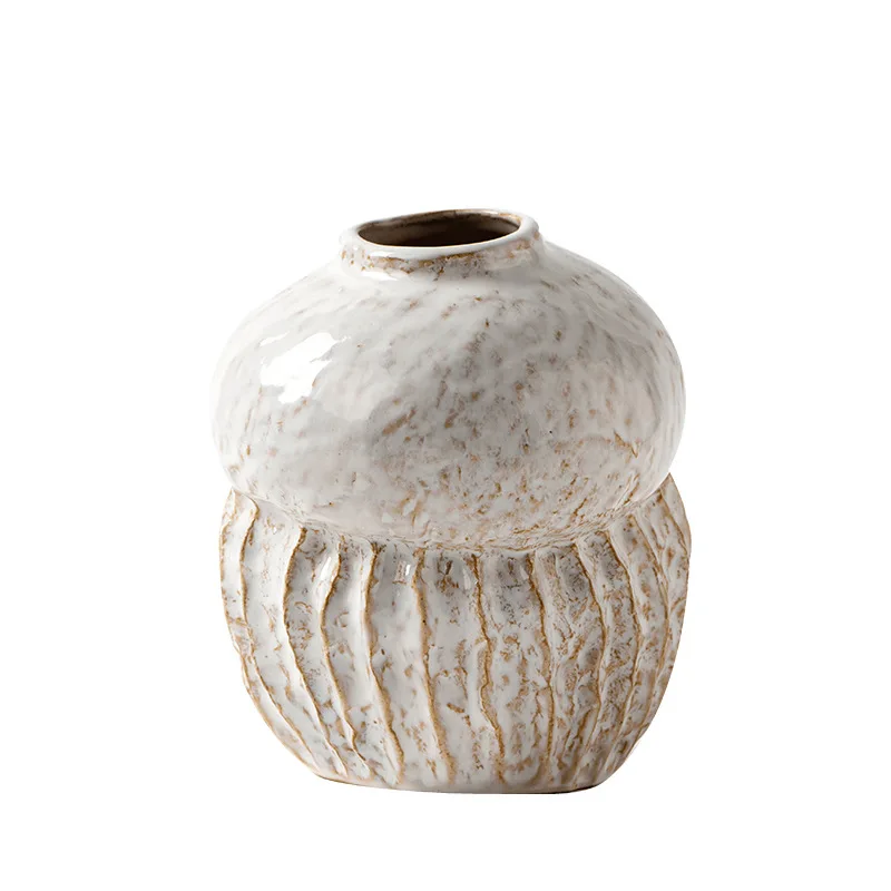 Wabi Sand Wind White Ceramic Vase Ornament Living Room Flower Arrangement Simple Dried Flower Home Decoration
Wabi Sand Wind White Ceramic Vase Ornament Living Room Flower Arrangement Simple Dried Flower Home Decoration
