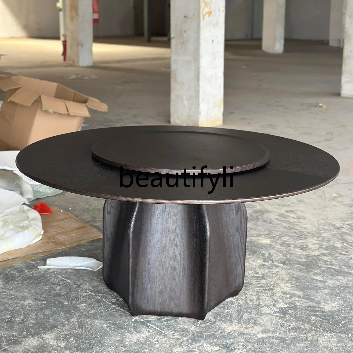 TTT Italian minimalist designer cactus solid wood with turntable round dining table art creative retro smoky color round table
TTT Italian minimalist designer cactus solid wood with turntable round dining table art creative retro smoky color round table