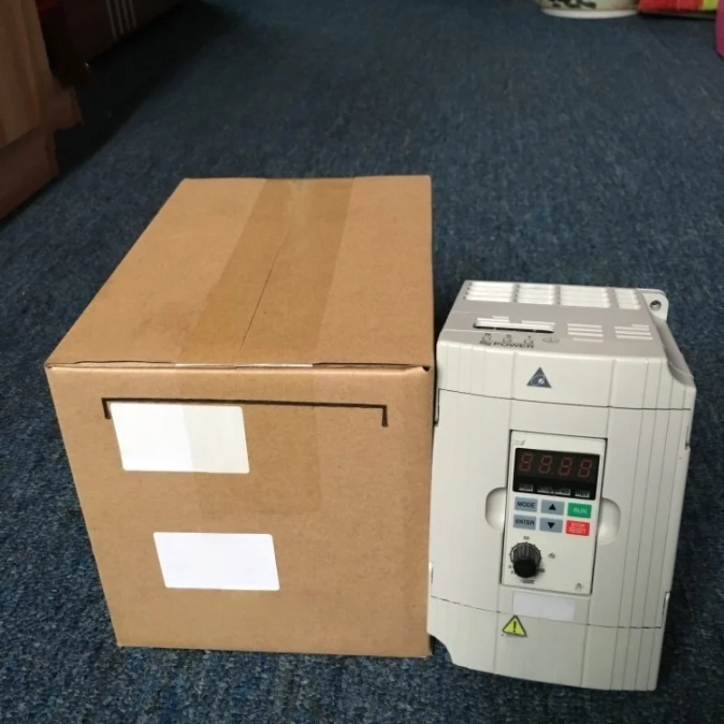 100% оригинальный новый инвертор VFD110C43A-21 VFD015M21A, гарантия 1 год, быстрая доставка
100% оригинальный новый инвертор VFD110C43A-21 VFD015M21A, гарантия 1 год, быстрая доставка