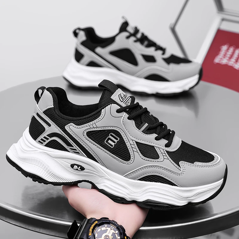 2025 Мужские кроссовки Tenis Masculino, мужские повседневные кроссовки, легкие дышащие спортивные дизайнерские кроссовки высокого качества
2025 Мужские кроссовки Tenis Masculino, мужские повседневные кроссовки, легкие дышащие спортивные дизайнерские кроссовки высокого качества