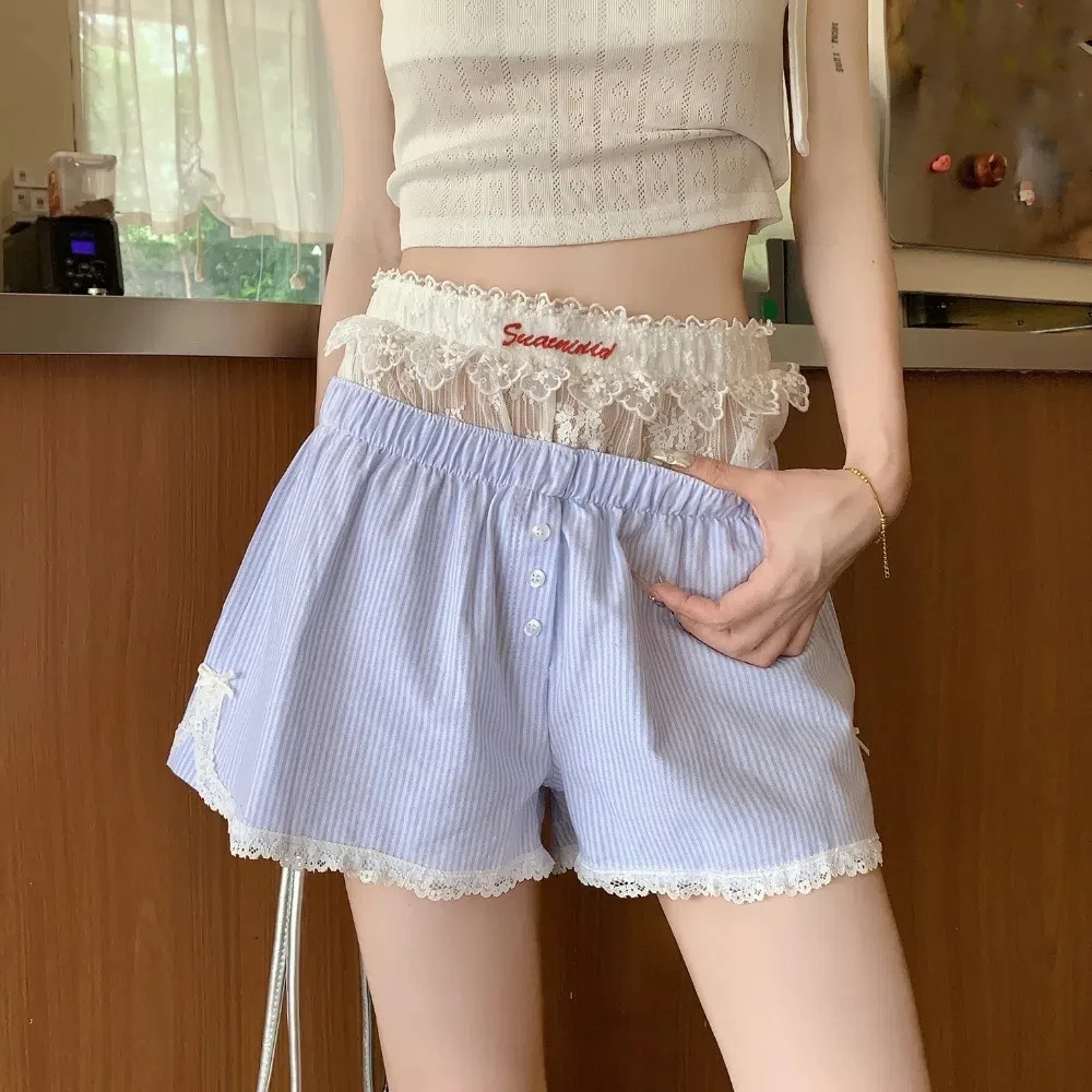 Casual Loose Lace Plaid Shorts Mesh Flower Stripe High Waist Shorts Sweet Lolita Wide Leg Short Pants Summer
Casual Loose Lace Plaid Shorts Mesh Flower Stripe High Waist Shorts Sweet Lolita Wide Leg Short Pants Summer