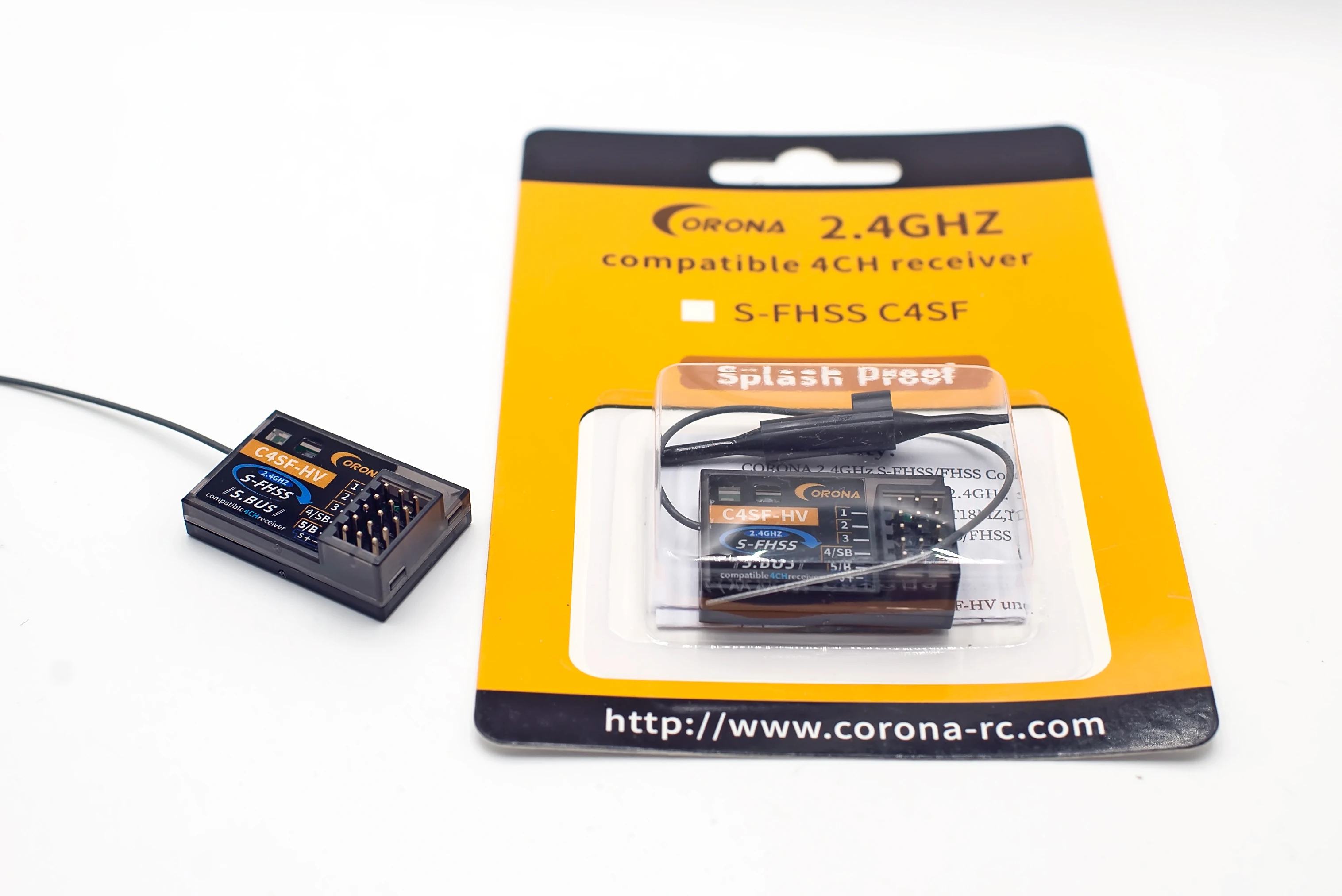 C4SF-HV 2.4g futaba s fhss rc remote control truck trailer rc car transmitter splash receiver
C4SF-HV 2.4g futaba s fhss rc remote control truck trailer rc car transmitter splash receiver