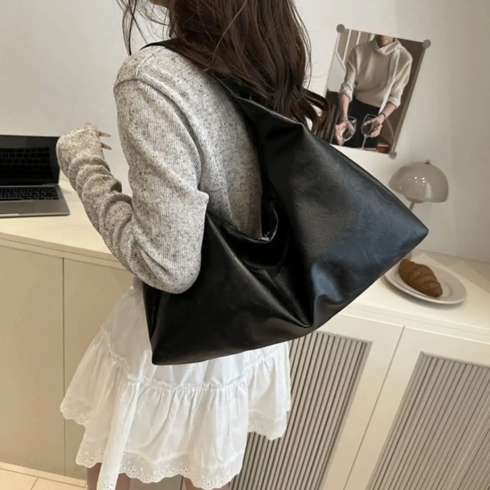 High Quality Big Large Shoulder Bag Vintage Y2k Soft Leather Tote Bag Cuasal Leisure Women's Armpit Bag Girls
High Quality Big Large Shoulder Bag Vintage Y2k Soft Leather Tote Bag Cuasal Leisure Women's Armpit Bag Girls