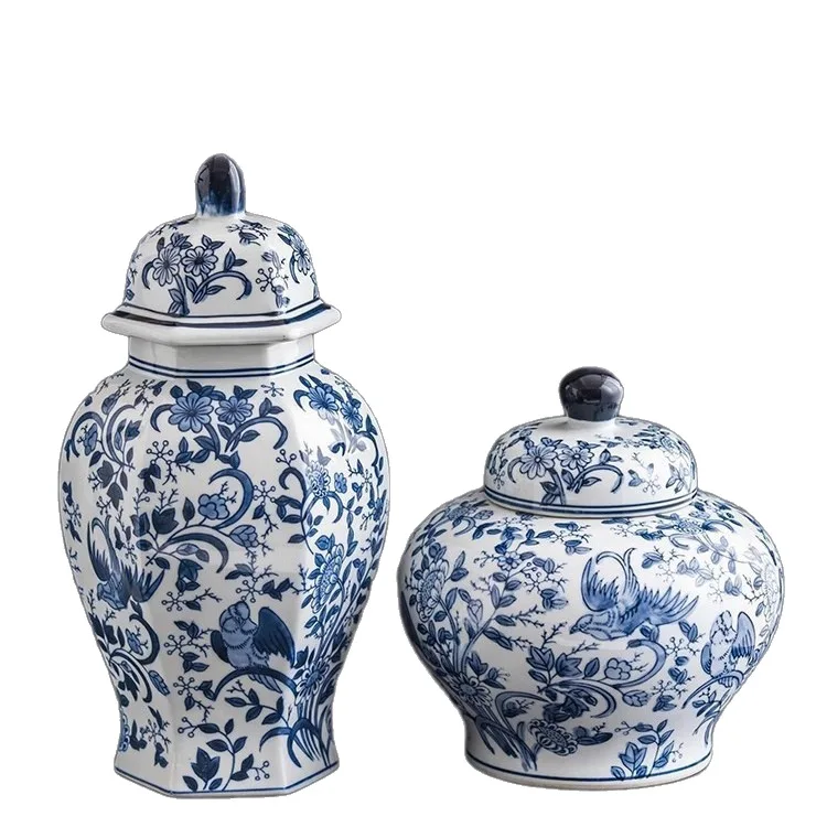 Blue and white porcelain vase underglaze color hand-painted ceramic ornament, bed and breakfast living room dried flower
Blue and white porcelain vase underglaze color hand-painted ceramic ornament, bed and breakfast living room dried flower