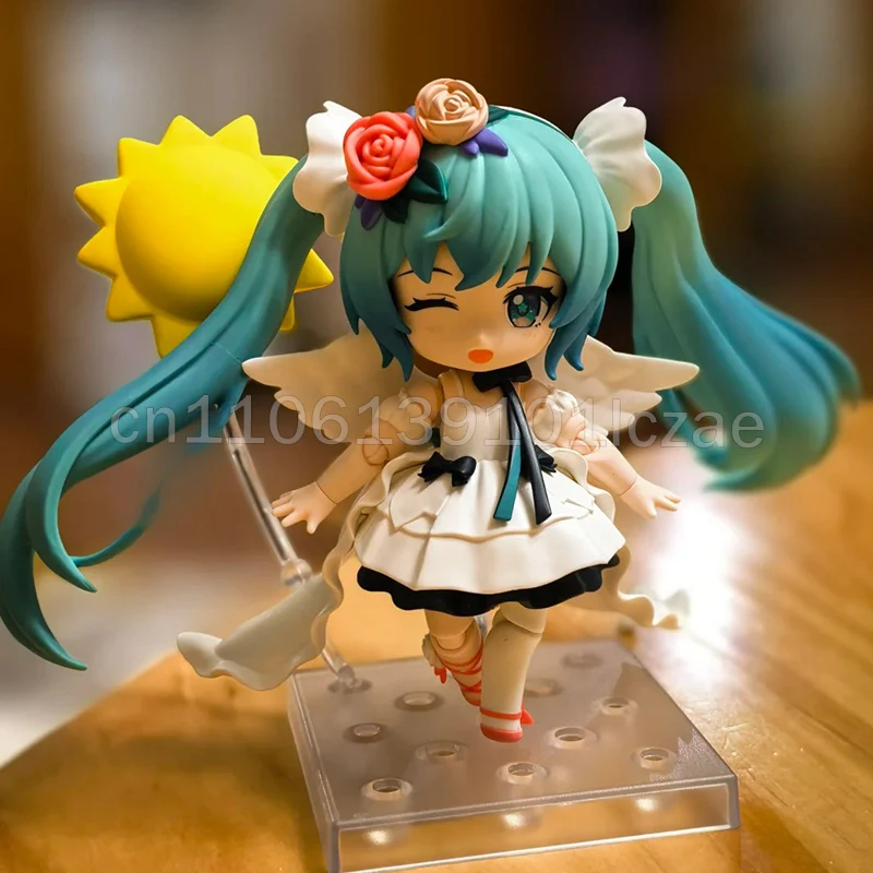 Слепая коробка Хацунэ Мику Мику с тобой, загадочная коробка, кавайный орнамент, подвижная коллекция на день рождения, игрушки, подарки
Слепая коробка Хацунэ Мику Мику с тобой, загадочная коробка, кавайный орнамент, подвижная коллекция на день рождения, игрушки, подарки