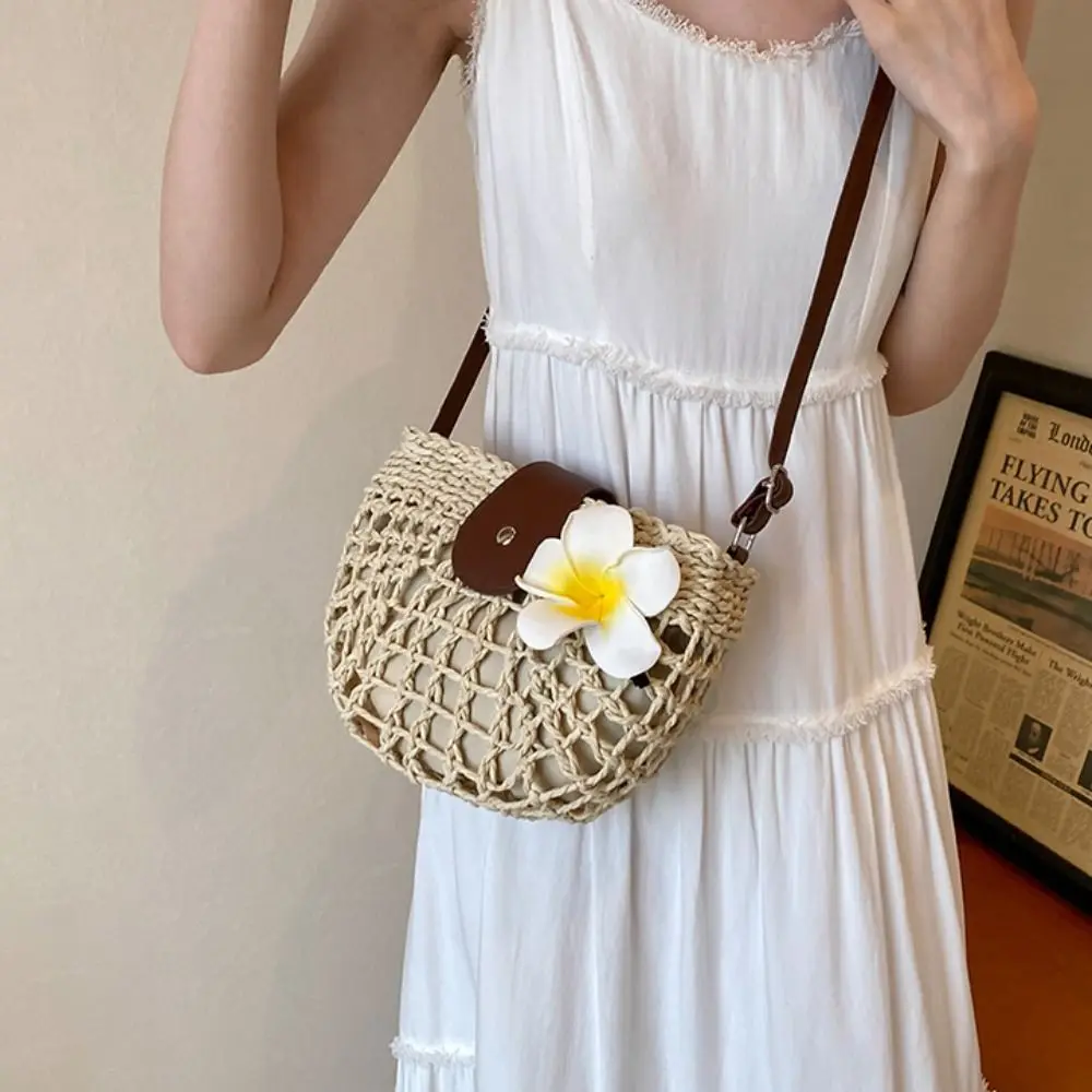 Portable Bohemian Weave Straw Shoulder Bag Hollowed Out Large Capacity Semicircle Crossbody Bag Rattan Handbag Beach Bag Summer
Portable Bohemian Weave Straw Shoulder Bag Hollowed Out Large Capacity Semicircle Crossbody Bag Rattan Handbag Beach Bag Summer