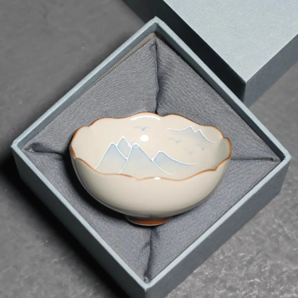 Vintage Cover Tea Cup Glass Kids Mates Ceramic Tea Cup Cha Different Thermal Ceramica Elegante Home Decoration Ornaments
Vintage Cover Tea Cup Glass Kids Mates Ceramic Tea Cup Cha Different Thermal Ceramica Elegante Home Decoration Ornaments