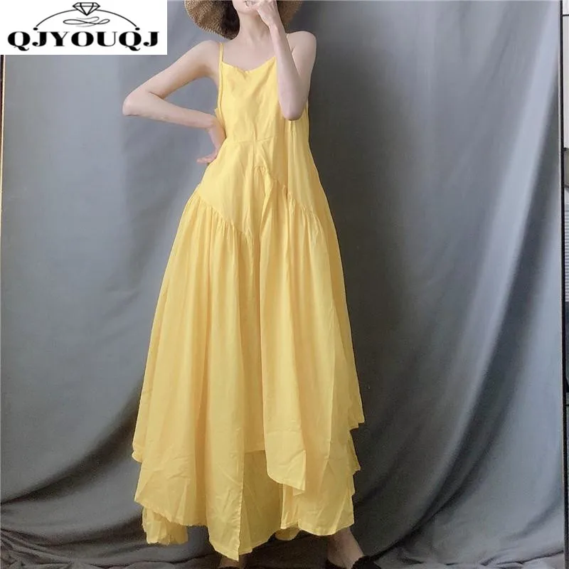 

Lemon Yellow Irregular Large Hem Suspender Dress Artistic and Fresh Summer Style Elegant and Elegant Long Skirt