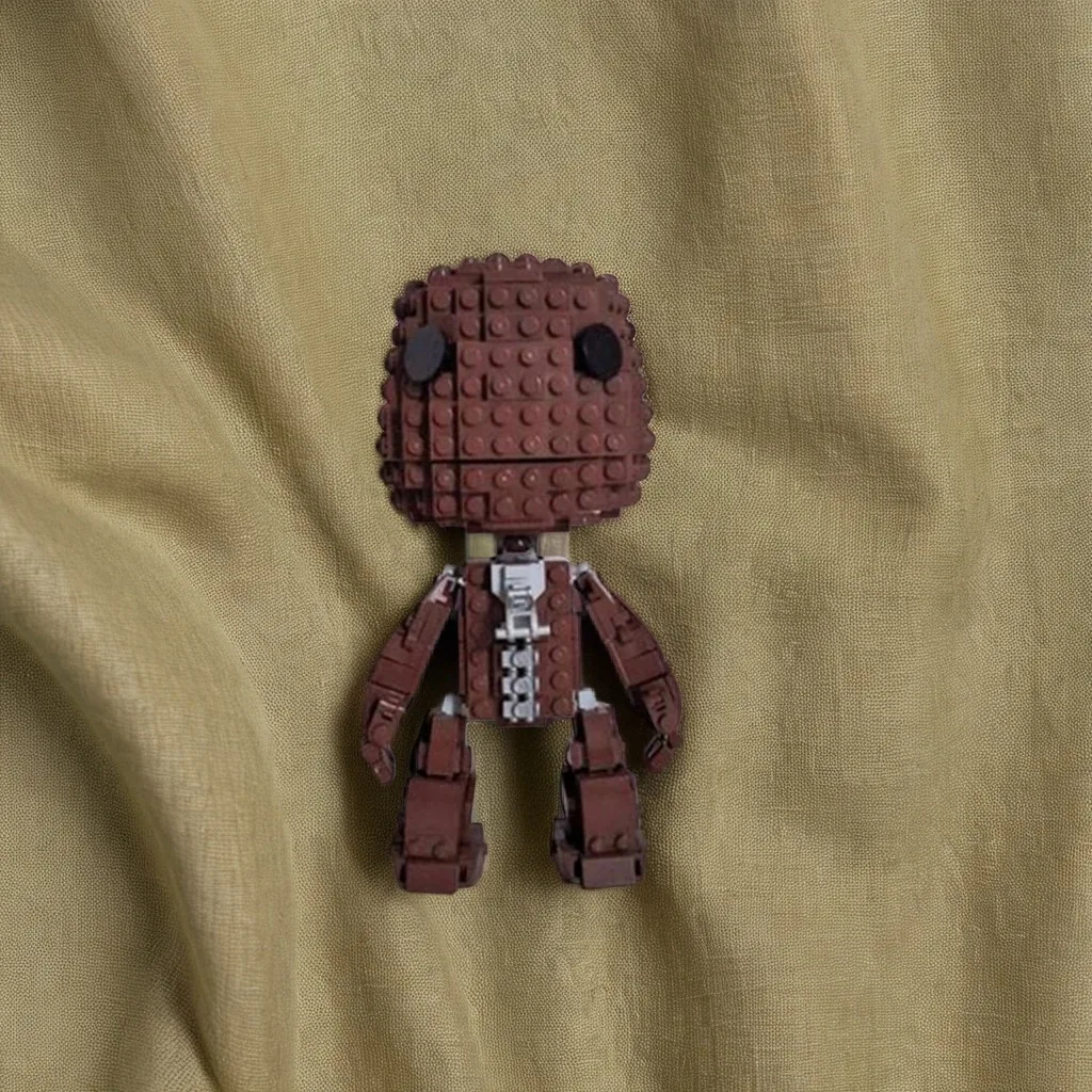 478PCS MOC Creative Model Sackboy Bricks Architecture DIY Assembly Display Home Decor Gift Collectible Decoration Blocks
478PCS MOC Creative Model Sackboy Bricks Architecture DIY Assembly Display Home Decor Gift Collectible Decoration Blocks