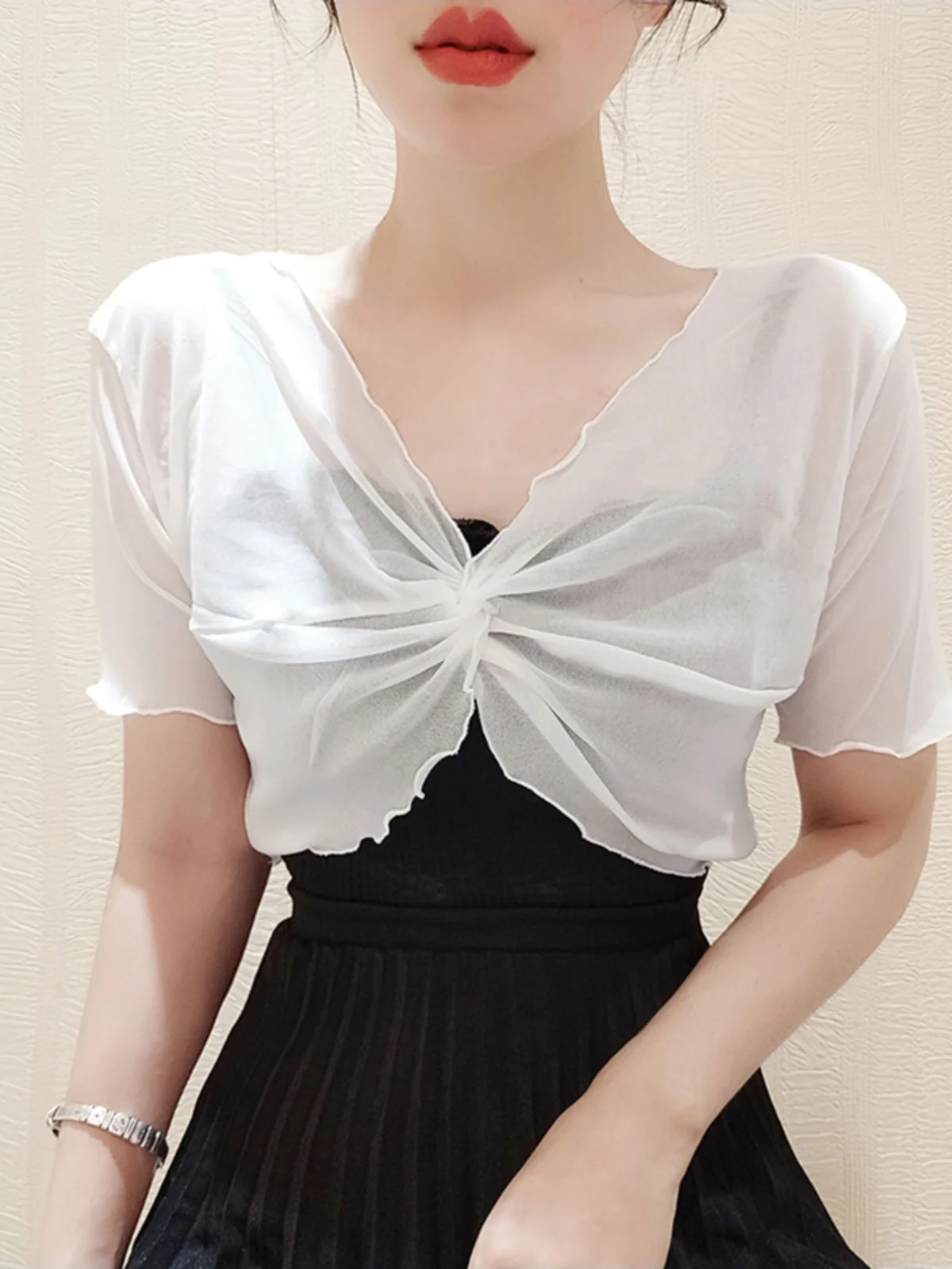 Summer Short Sleeve Women's Lace Shirt Transparent Hollow out Shoulder Wrap Dress Code Versatile V Neck Pure Color Fashion Top
Summer Short Sleeve Women's Lace Shirt Transparent Hollow out Shoulder Wrap Dress Code Versatile V Neck Pure Color Fashion Top