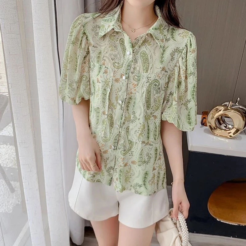Floral Chiffon Thin Elegant Neck Shirt Tops Summer New Short Sleeve Print Fashion Blouse Temperament Office Women Clothing
Floral Chiffon Thin Elegant Neck Shirt Tops Summer New Short Sleeve Print Fashion Blouse Temperament Office Women Clothing