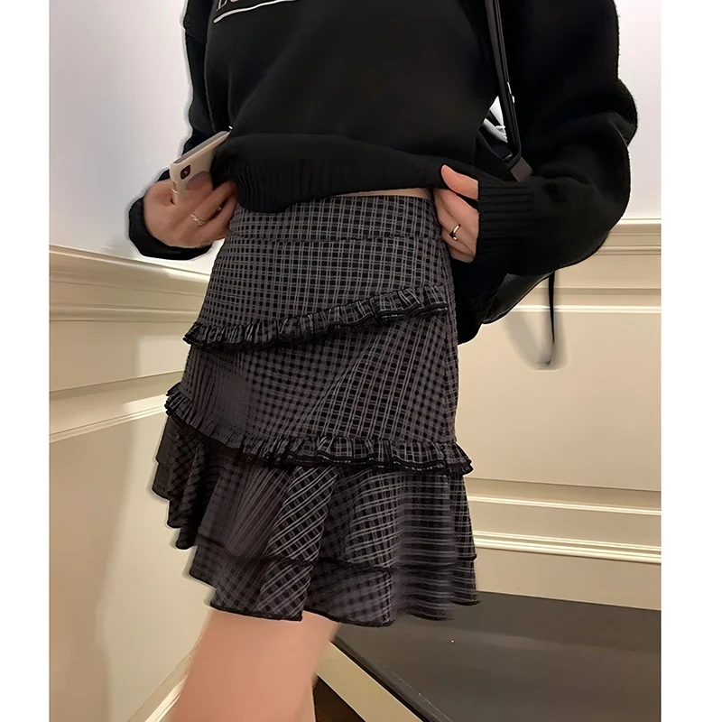 Vintage Plaid Mini Skirt Women Y2K Ruffles Patchwork Asymmetrical Skirts Summer Gyaru Harajuku Aesthetic Design A Line Faldas
Vintage Plaid Mini Skirt Women Y2K Ruffles Patchwork Asymmetrical Skirts Summer Gyaru Harajuku Aesthetic Design A Line Faldas