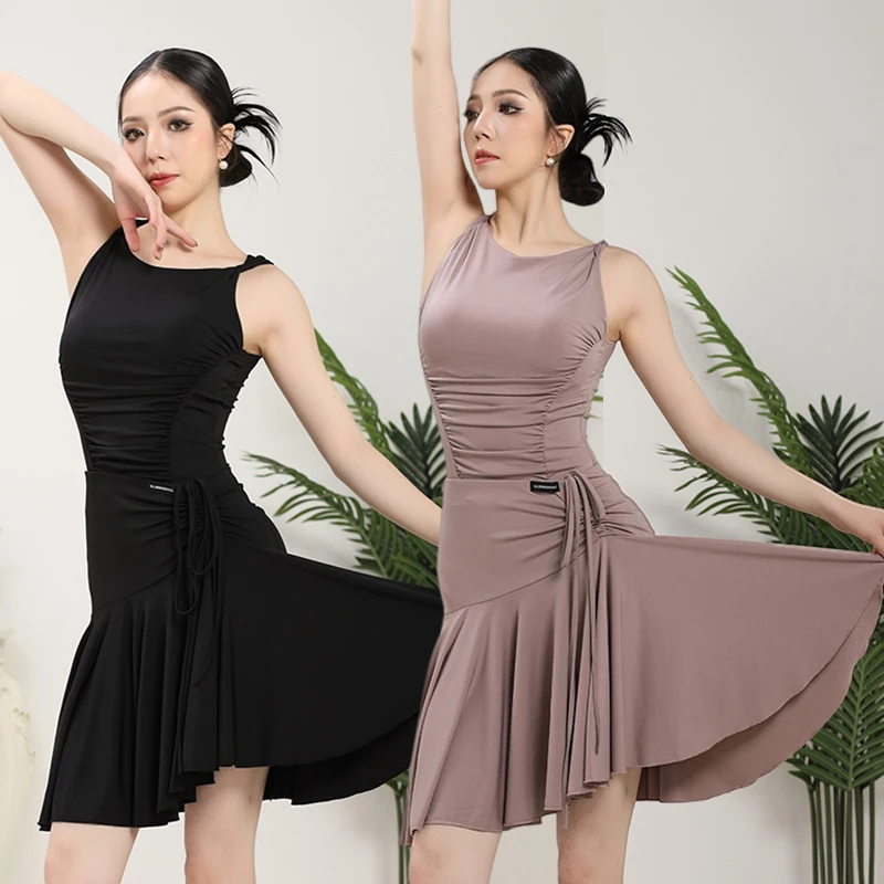 Summer Sleeveless Latin Dance Dress Women Frill Dance Skirt Set Rumba Tango Training Clothes Dancer Practice Wear Black VDL3808
Summer Sleeveless Latin Dance Dress Women Frill Dance Skirt Set Rumba Tango Training Clothes Dancer Practice Wear Black VDL3808