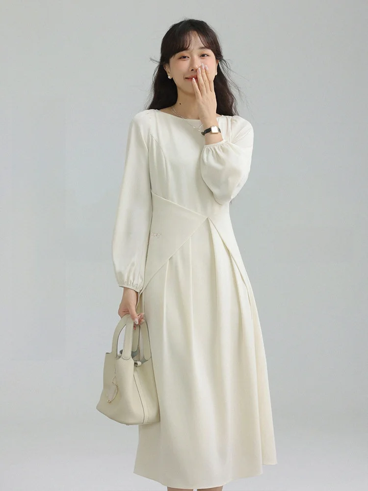 Элегантное атласное платье с длинным рукавом для женщин, с завышенной талией, весеннее модное платье-миди, простое осеннее платье
Элегантное атласное платье с длинным рукавом для женщин, с завышенной талией, весеннее модное платье-миди, простое осеннее платье