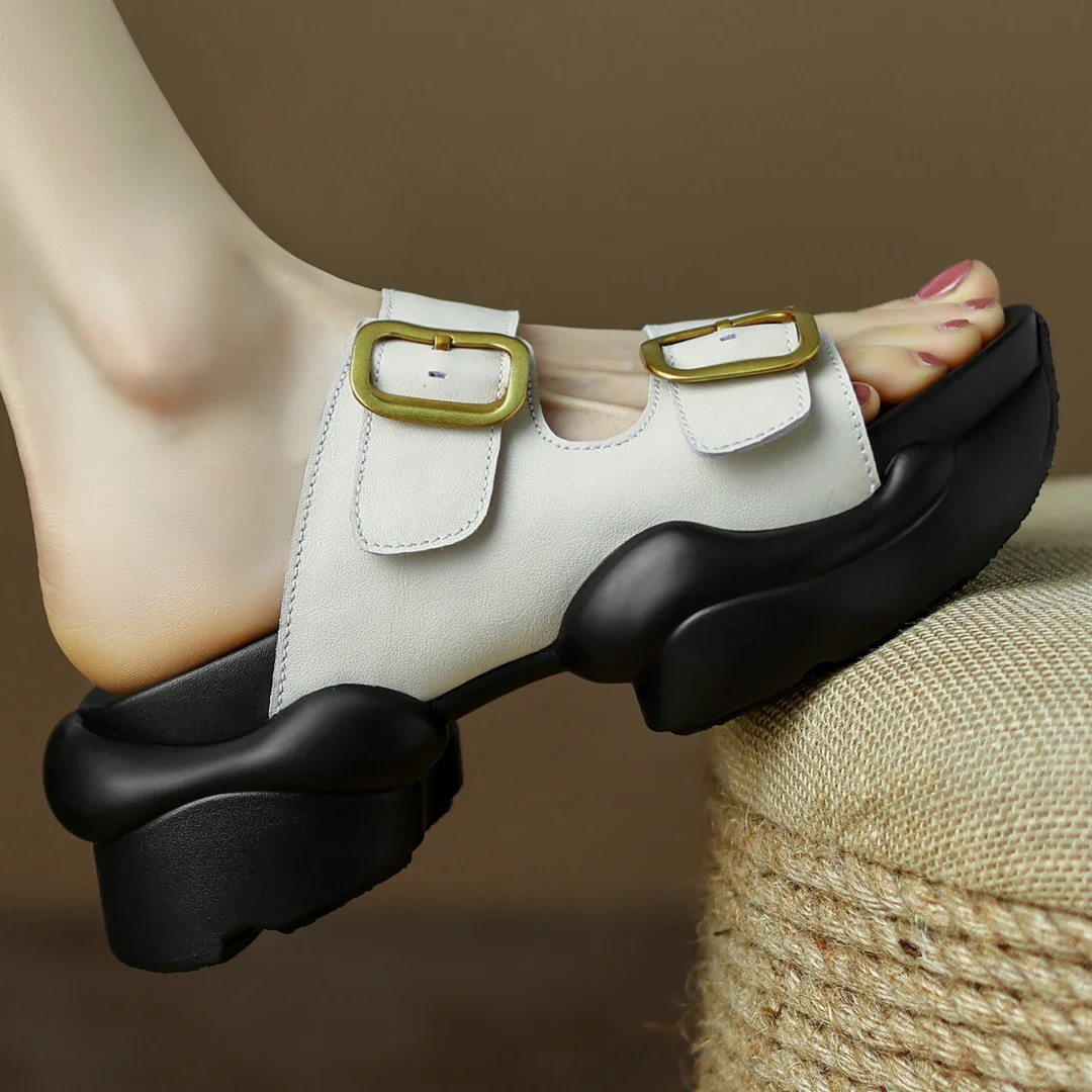 Plus size 34-42 women's cow leather double metal buckle slip-on summer thick sole platform flats sandals casual female punk shoe
Plus size 34-42 women's cow leather double metal buckle slip-on summer thick sole platform flats sandals casual female punk shoe