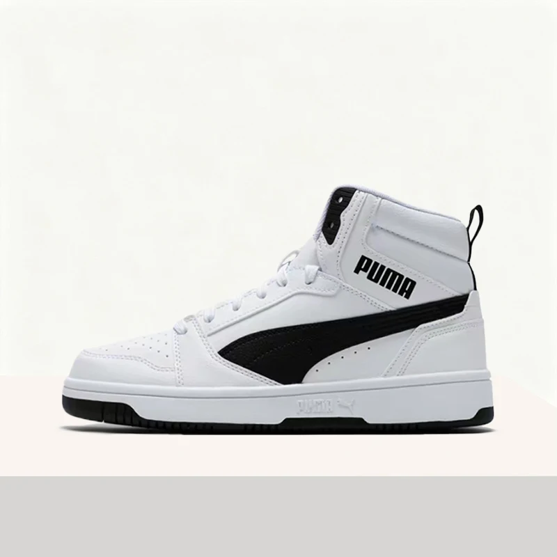 Кроссовки Puma Rebound V6: универсальные, стильные, удобные, прочные и легкие высокие кроссовки (унисекс) в черно-белом цвете 392326-02
Кроссовки Puma Rebound V6: универсальные, стильные, удобные, прочные и легкие высокие кроссовки (унисекс) в черно-белом цвете 392326-02