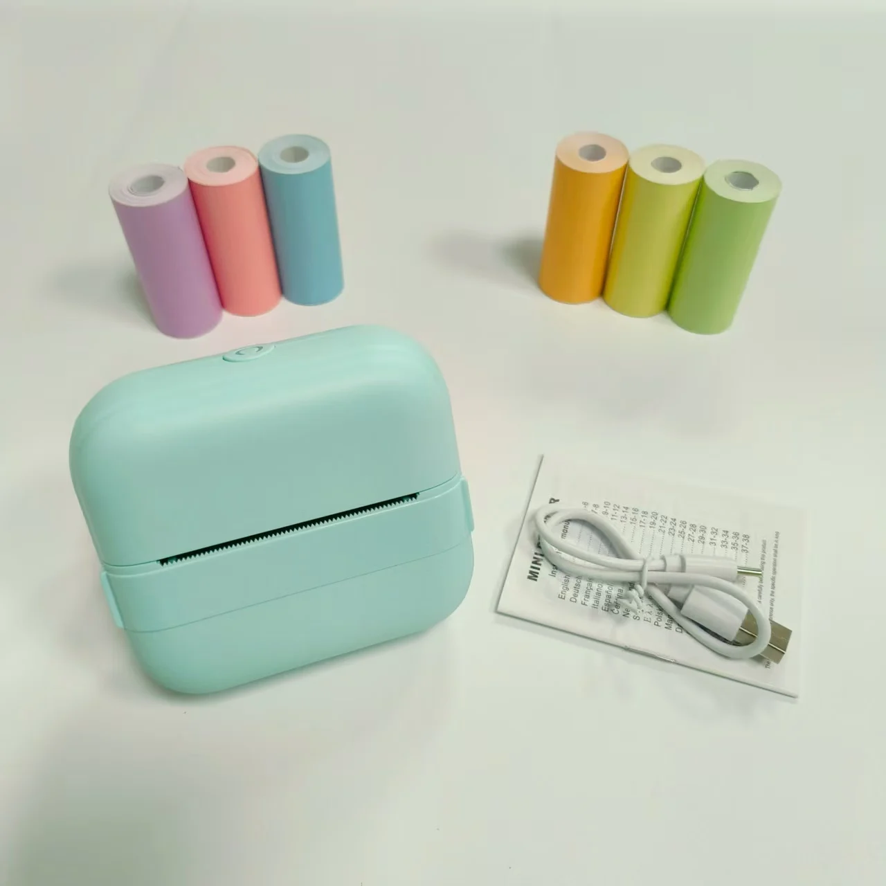 Беспроводной мини-портативный термопринтер для этикеток с 6 рулонами термобумаги, 203 dpi, Bluetooth-принтер с питанием от USB/батареи
Беспроводной мини-портативный термопринтер для этикеток с 6 рулонами термобумаги, 203 dpi, Bluetooth-принтер с питанием от USB/батареи