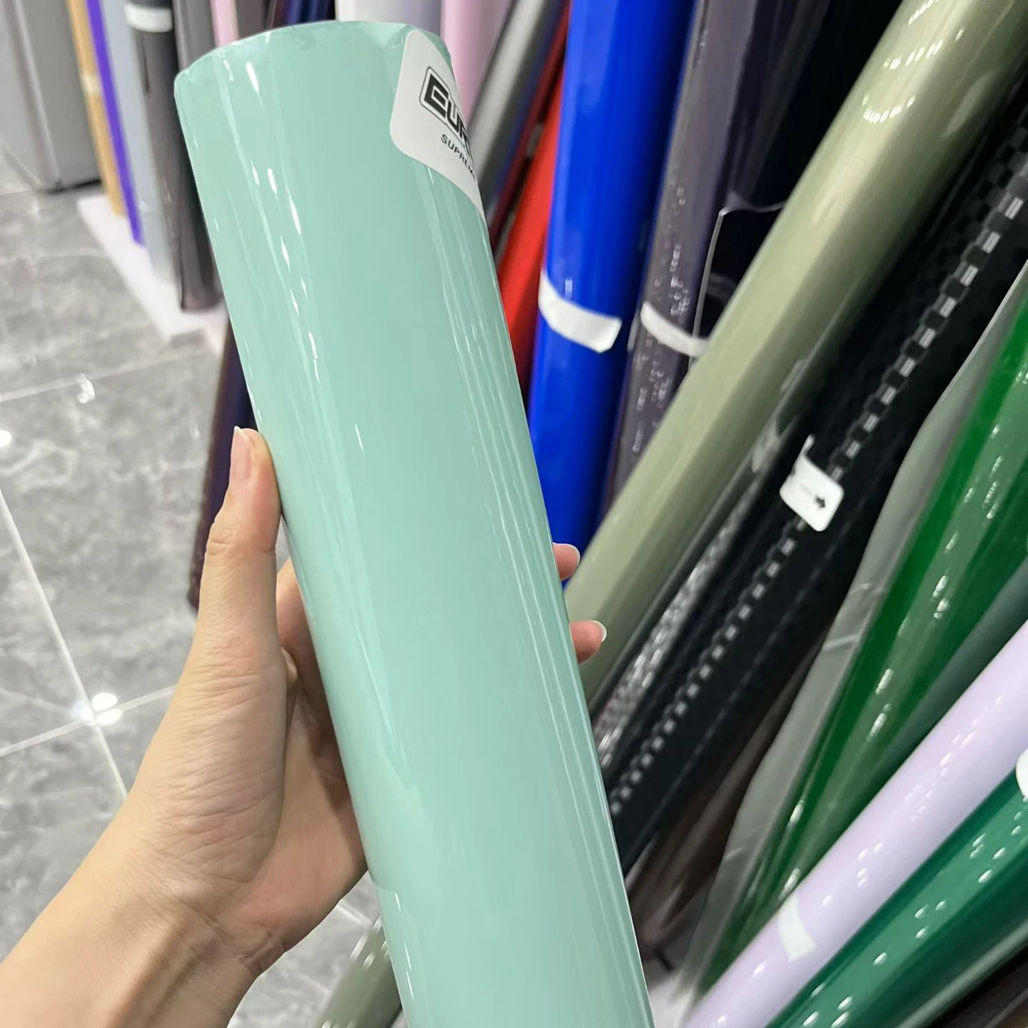 Self Adhesive Low Tack Premium PET Liner Green Zero Orange Peel Bubble Free Car Decal Wrap
Self Adhesive Low Tack Premium PET Liner Green Zero Orange Peel Bubble Free Car Decal Wrap