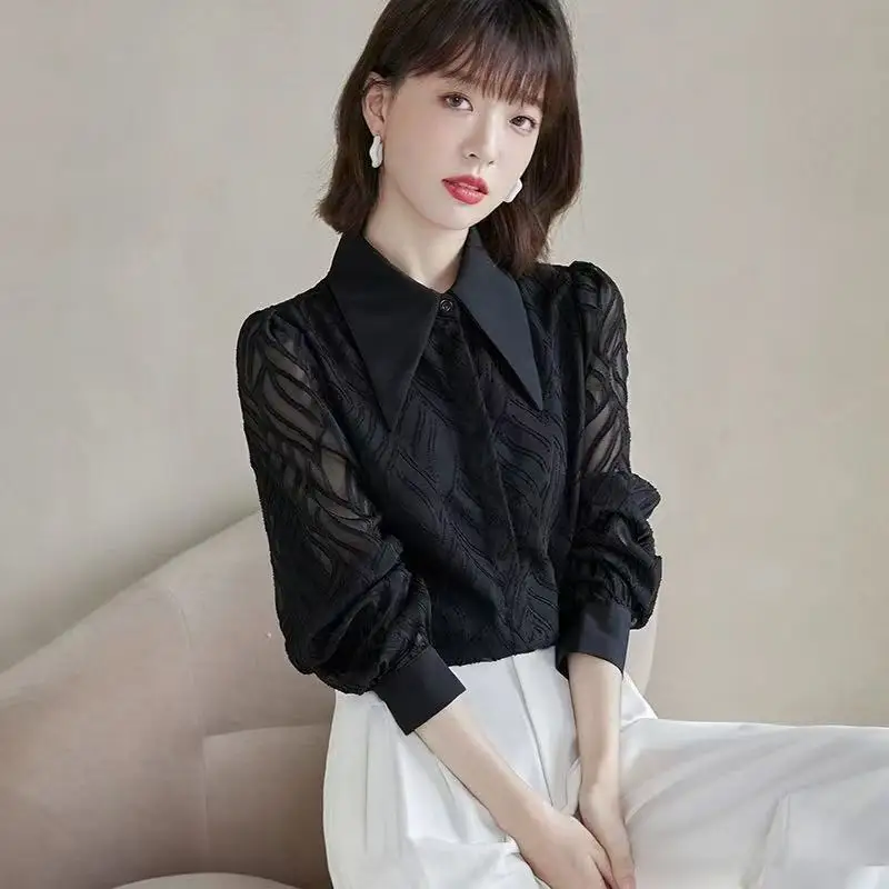 Elegant Textured Shirt Women's 2026 Spring Summer New French Pointed Collar Vintage Stitching Long Sleeve Shirts Tops
Elegant Textured Shirt Women's 2026 Spring Summer New French Pointed Collar Vintage Stitching Long Sleeve Shirts Tops