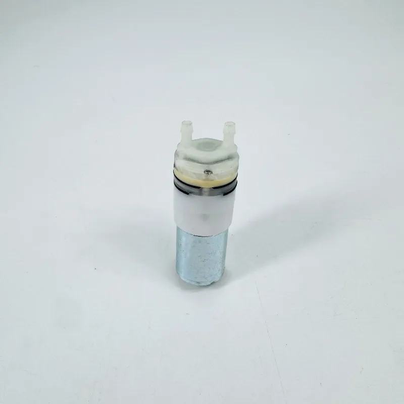 Запасные части для водяного насоса A99T для поломоечных машин Edkey W15/Redkey W15 Pro - двигатель в комплекте
Запасные части для водяного насоса A99T для поломоечных машин Edkey W15/Redkey W15 Pro - двигатель в комплекте